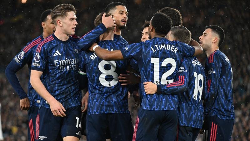 [德甲]穆勒禁区内横传 金玟哉跟进爆射得手